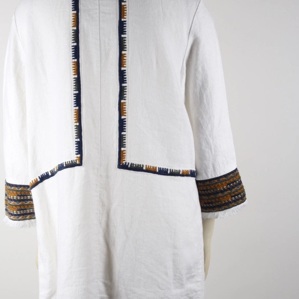 NWT Chico's LIMITED EDITION White Jacket with Blue & Brown Embroidery 3/4 sleeve - Picture 4 of 9